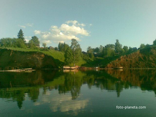 здесь был пирс, причал