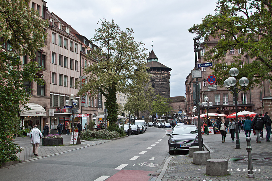 Улица Кларагассе