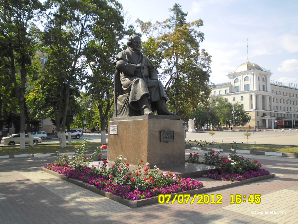 Памятник Михаилу Щепкину