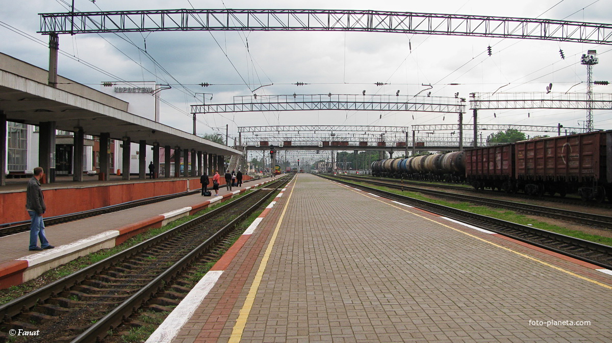 Вокзал, вид с третьей платформы