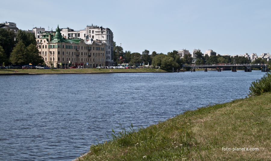 Средняя Невка