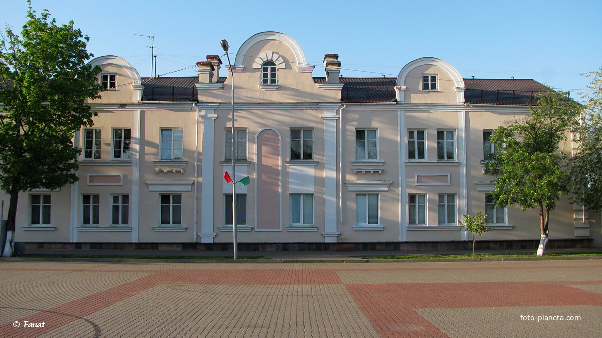 Жилой дом на площади Ленина