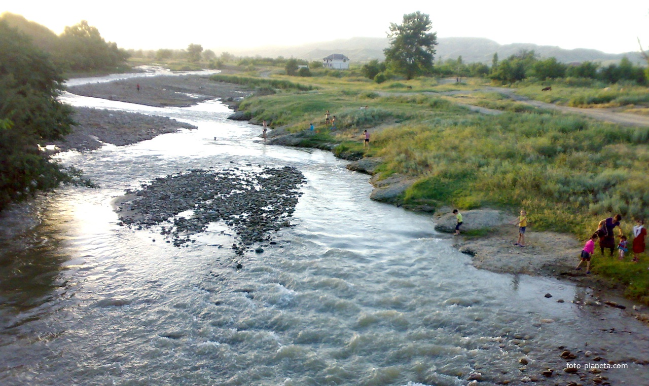 Чулат. У речки Рубас