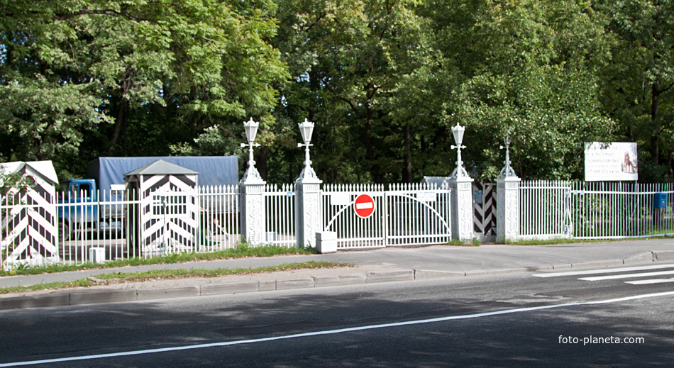 Вход в Екатерининский парк