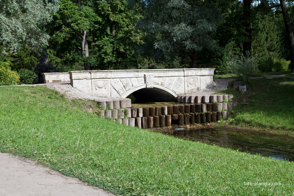 Мост в парке