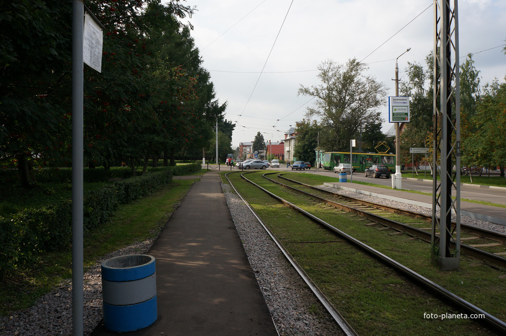 Улица Красногвардейская. Трамвайная остановка Мемориальный парк