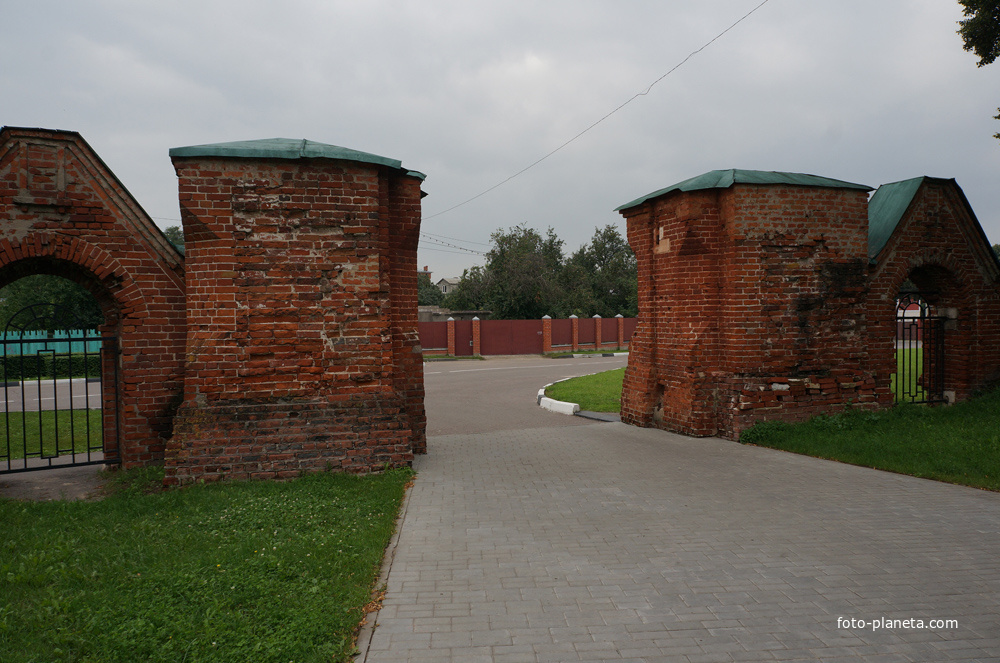 Ворота храма