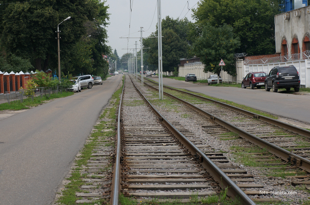 Улица Льва Толстого, трамвайные пути