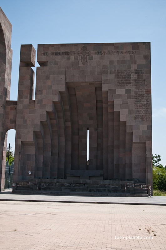 Монумент в память жертв армянского геноцида