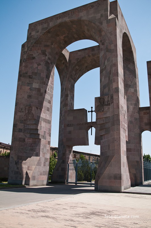 Монумент в память жертв армянского геноцида