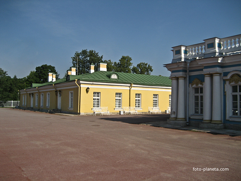 Здания Екатерининского дворца