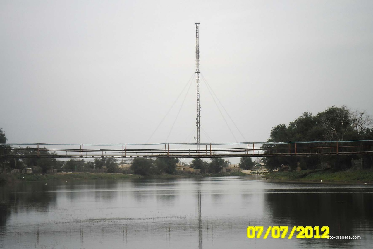 Подвесной мост через реку Большой Узень