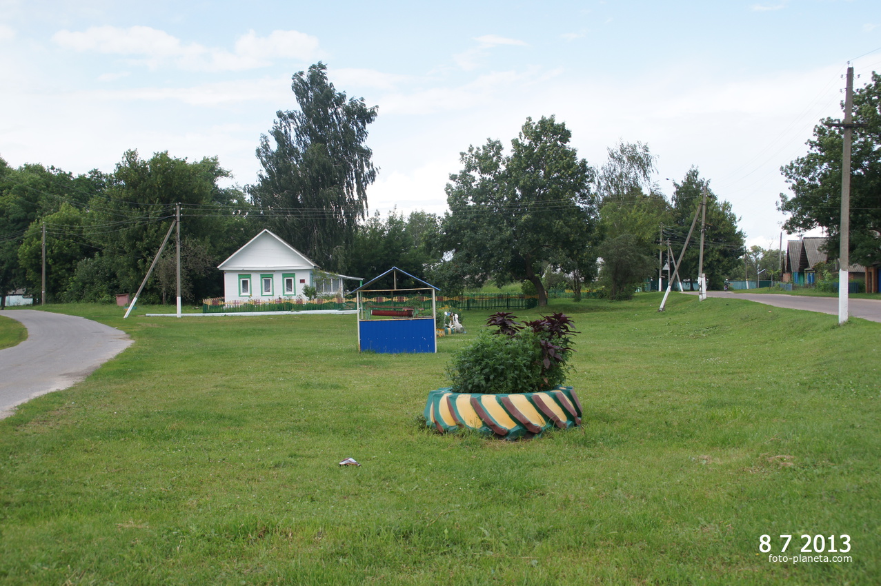 главная улица Казаричей