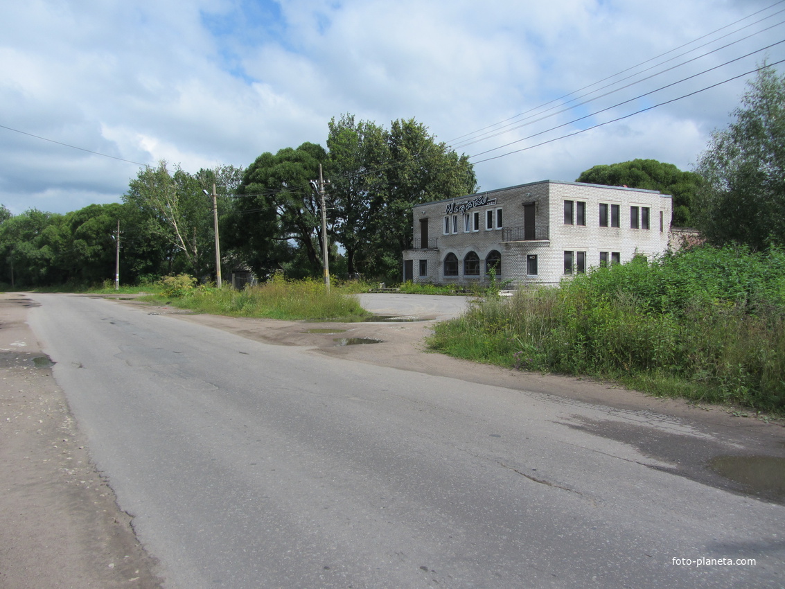 Бывший пивной заводик, теперь здесь кафе.