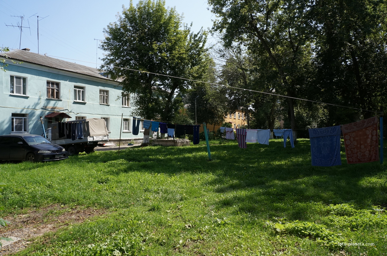 Двор в Пионерском переулке