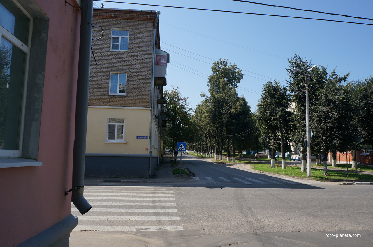 Красногвардейская улица, 27а