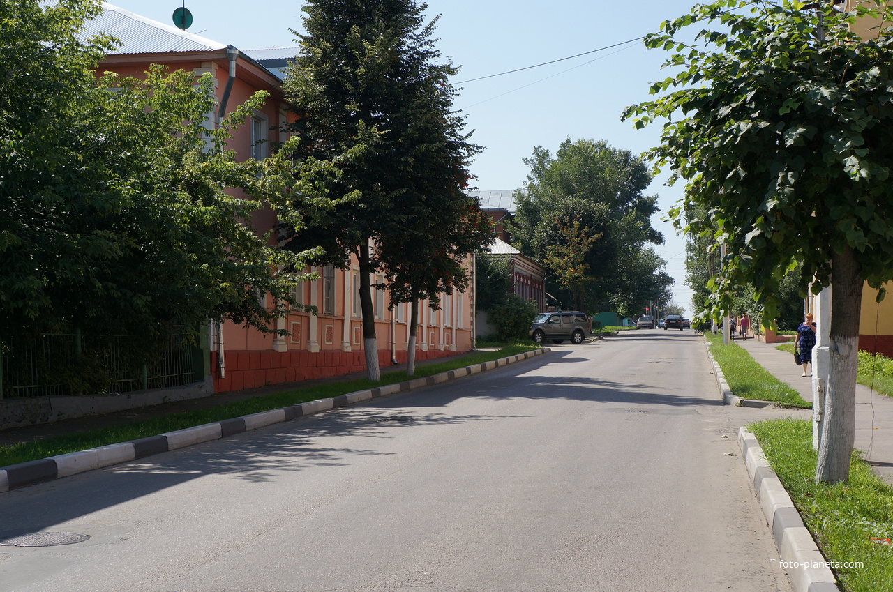 Комсомольская улица, 28