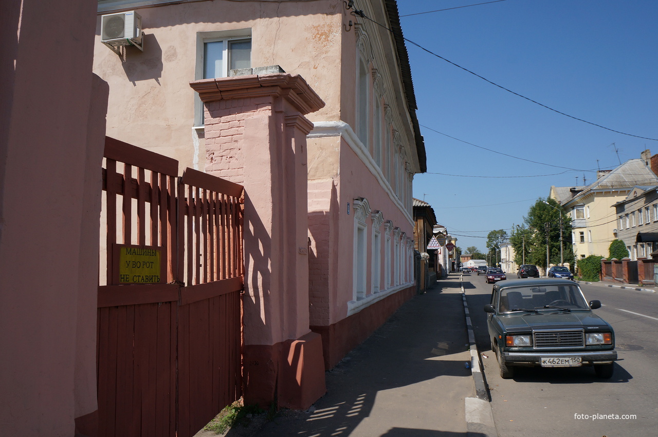 Комсомольская улица, 13