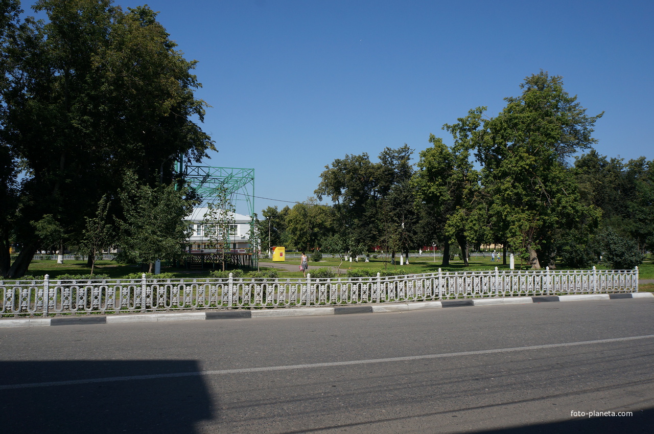 Сквер в честь дважды Героя Советского Союза.В.А. Зайцева