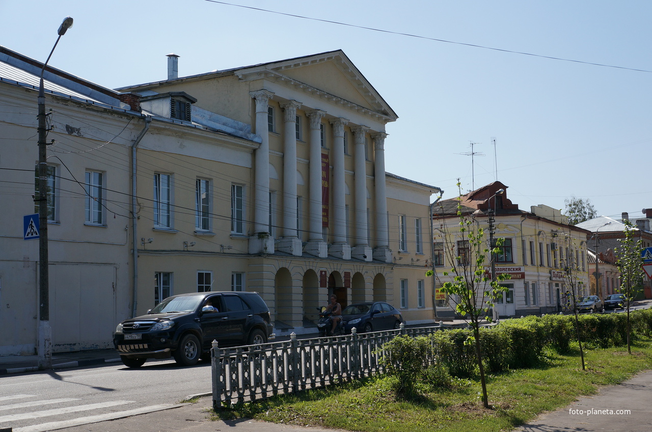 Культупный центор в старом особняке