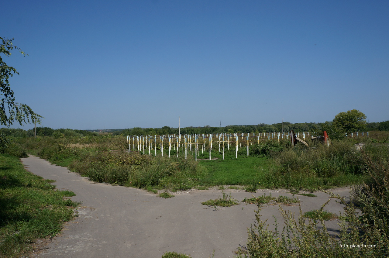 Полоса препятствий бывшего артучилища