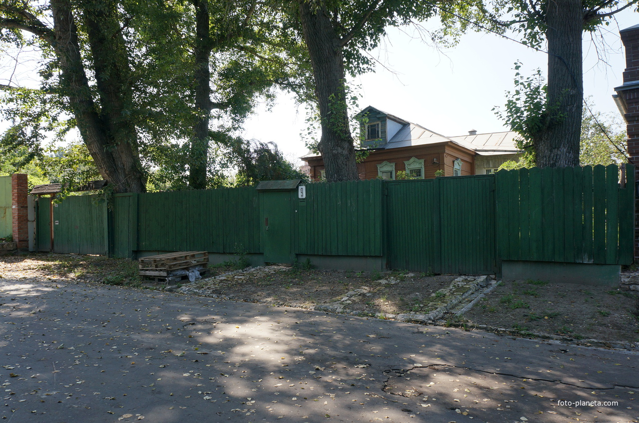 Водовозный переулок, 9