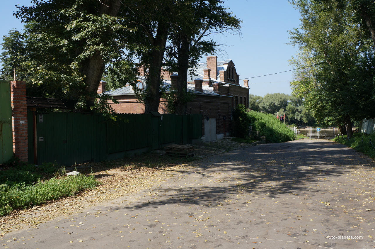 Спуск к Москва реке