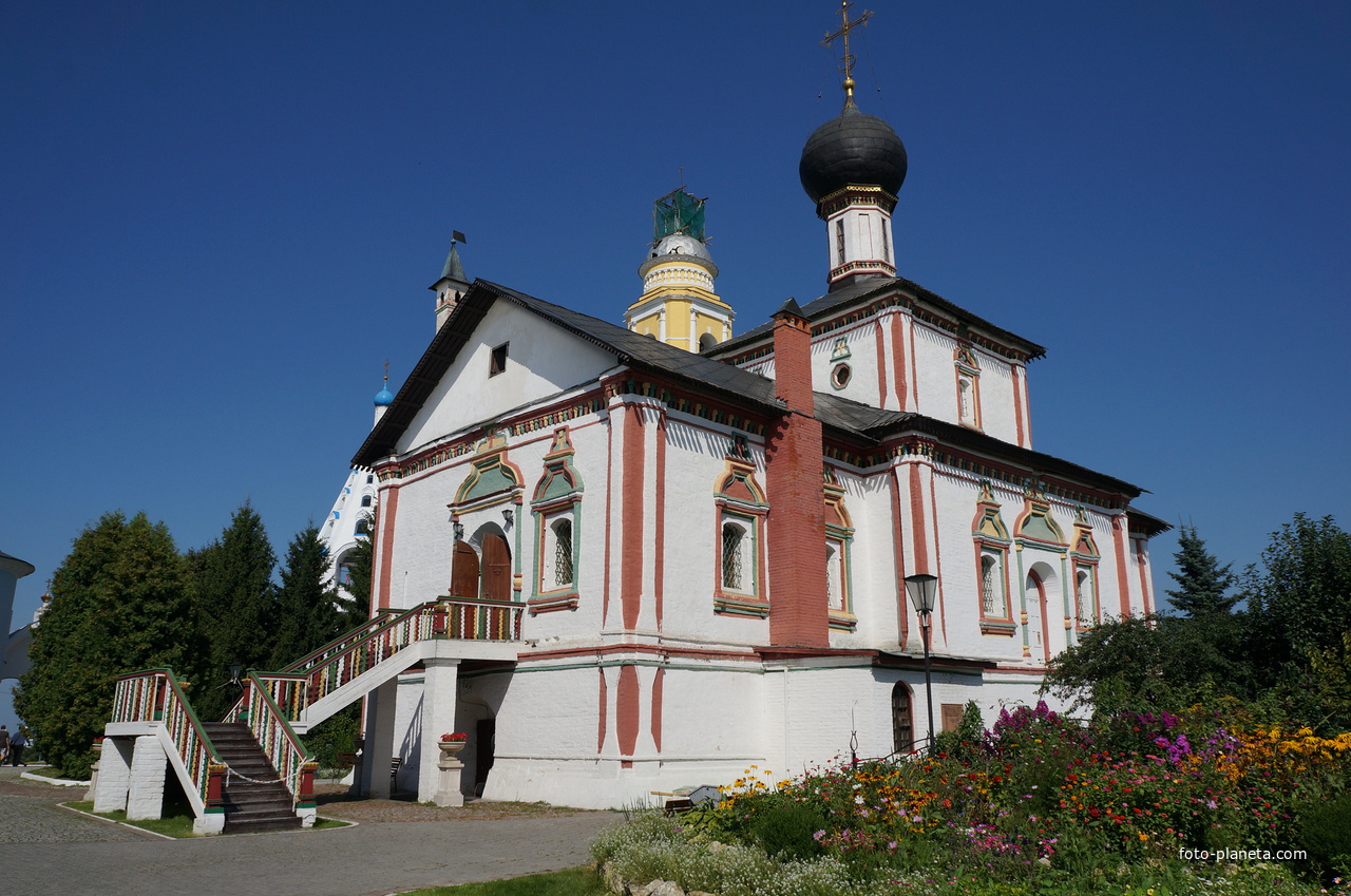 Собор Троицы Живоначальной