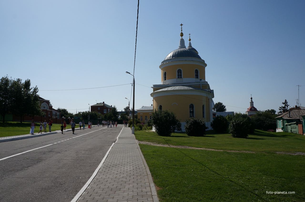 Успенская (Лазарева) улица.