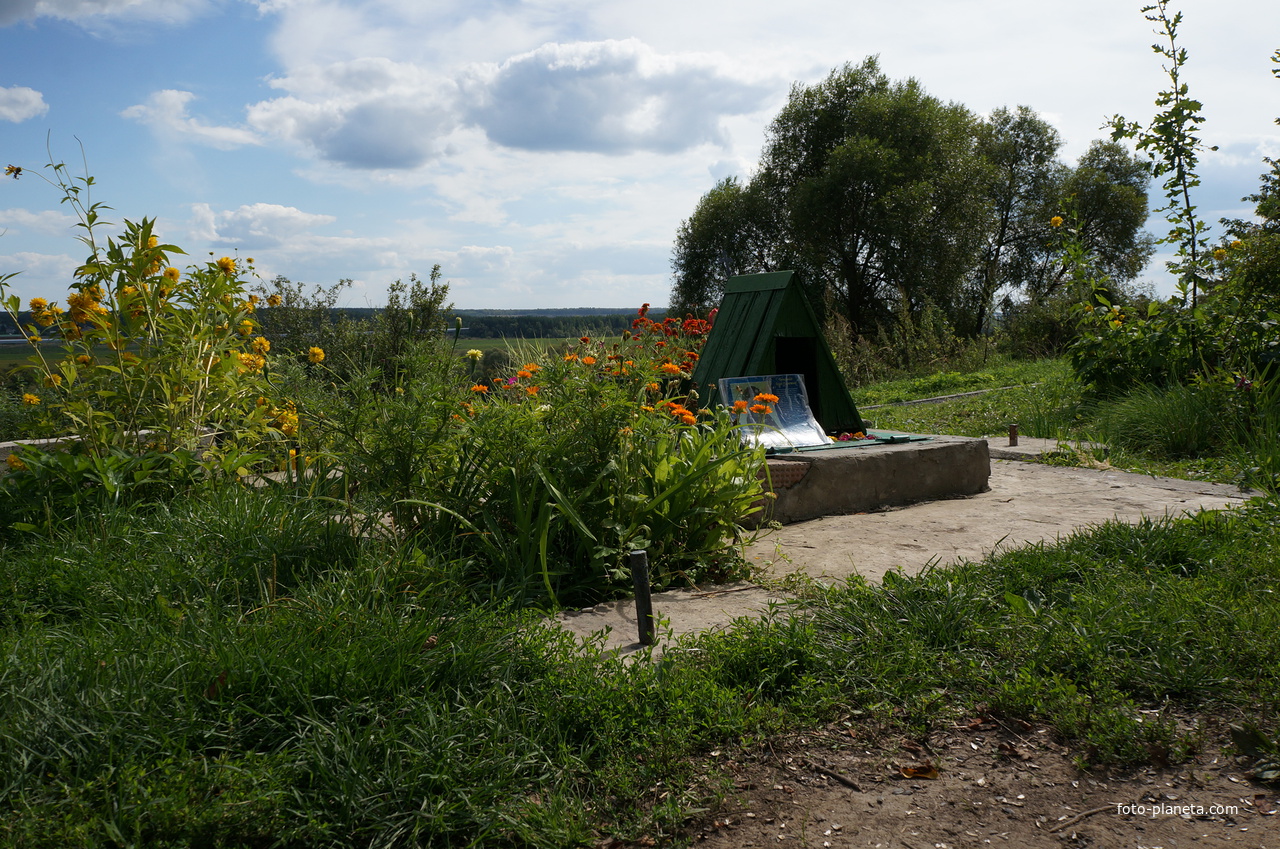 У Святого источника на берегу Оки в Коломне