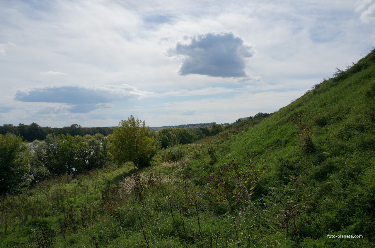 Берег реки Ока