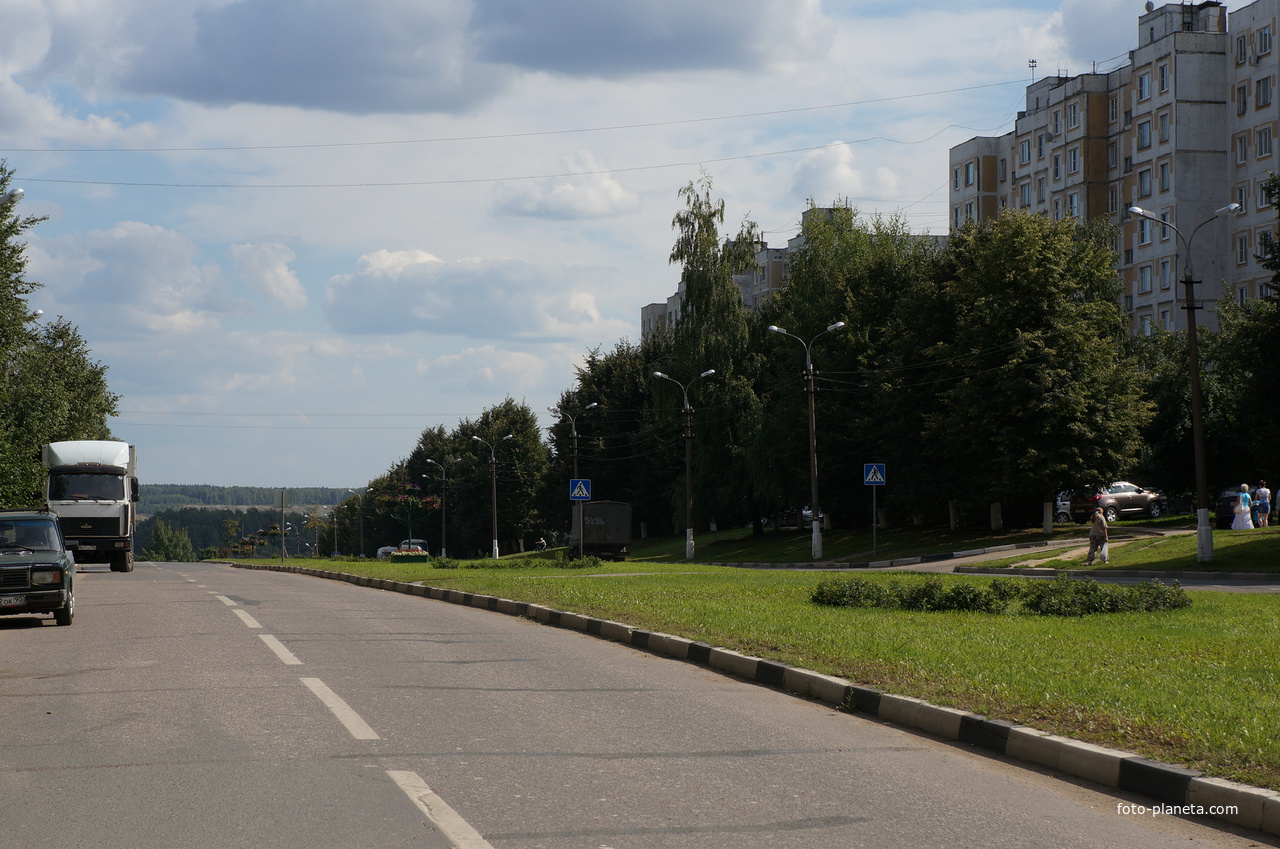 Улица Девичье Поле