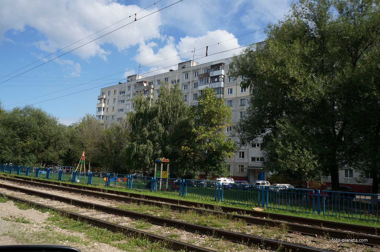 Улица Спирина, 12