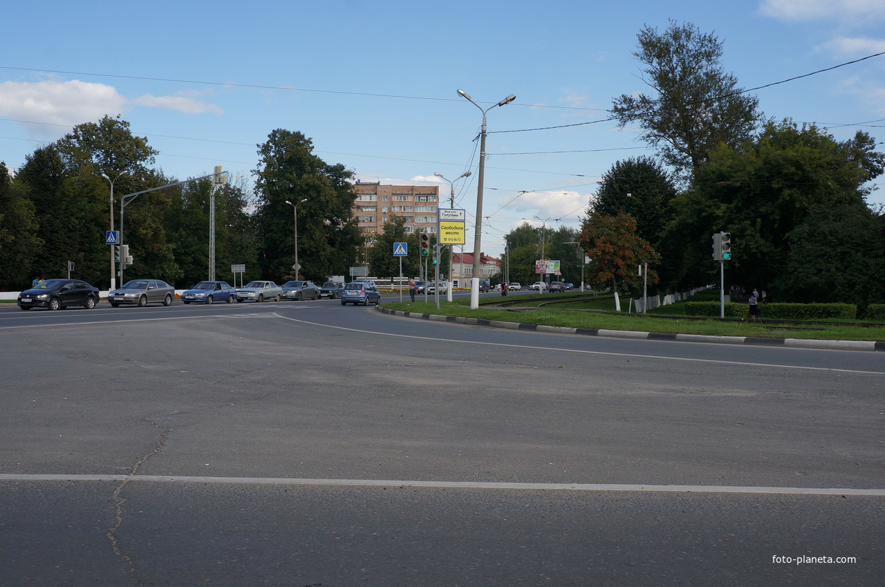 Октябрьской Революции улица