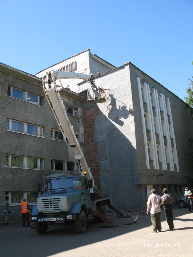 Сыктывкар ремонт театра оперы и балета