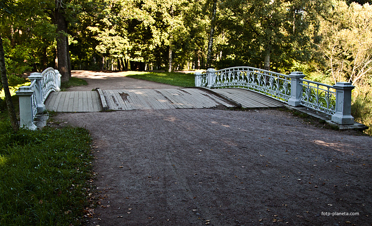 Александровский парк. Мост.