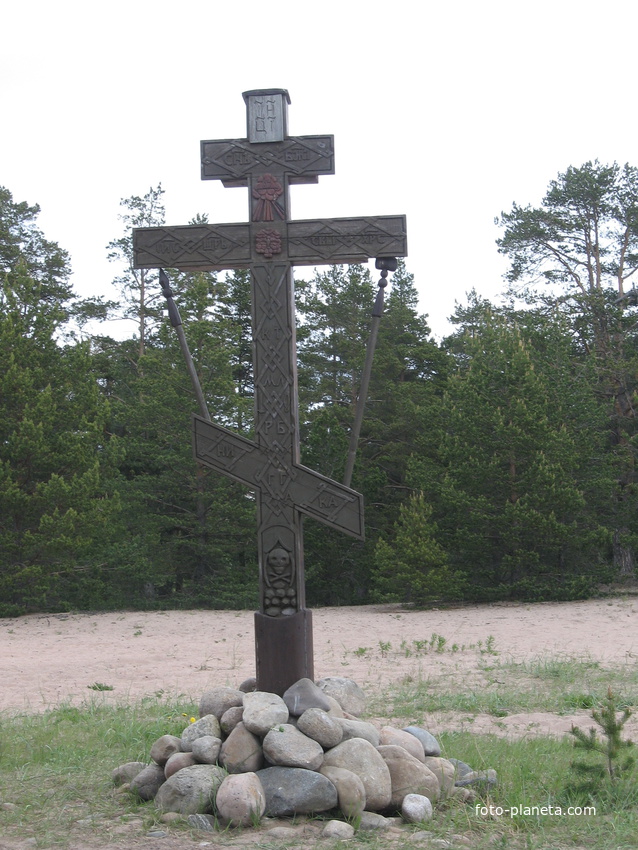 Коневский монастырь, памятный крест