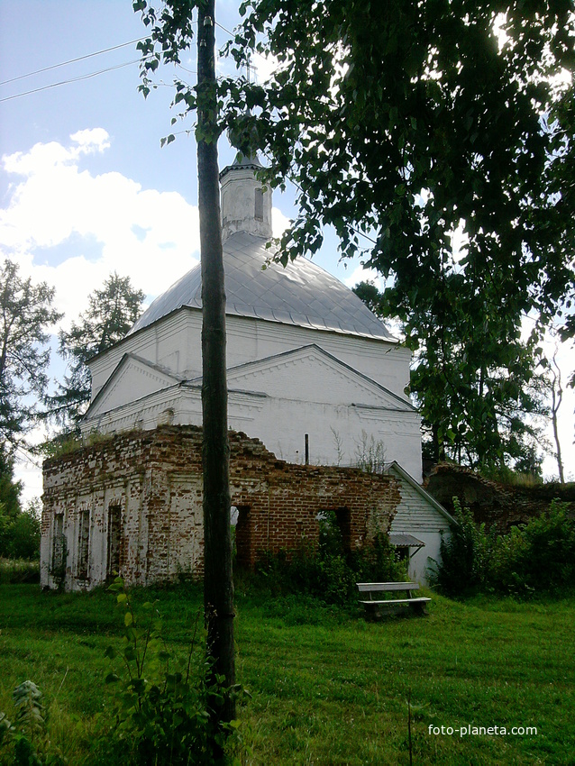 село  красногорье Спасо-Преображенская церковь