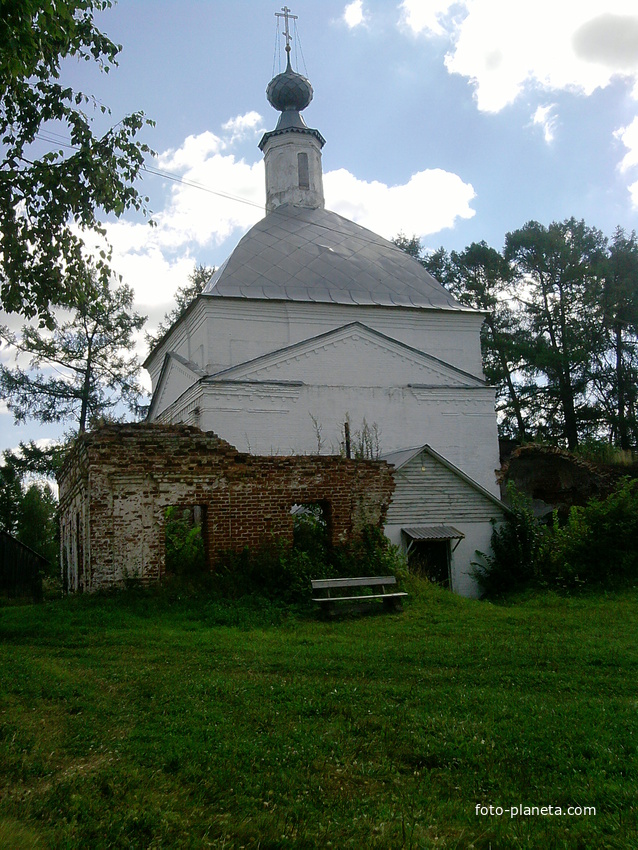 село  красногорье Спасо-Преображенская церковь