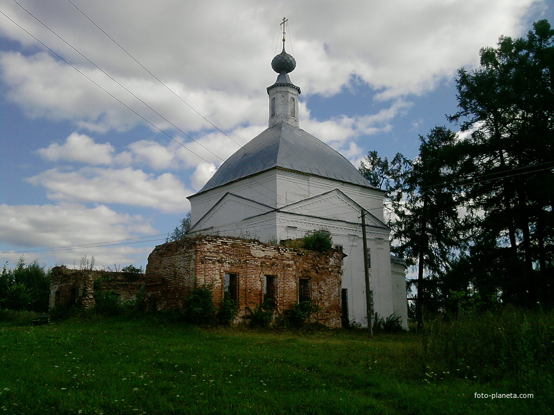 село  красногорье Спасо-Преображенская церковь