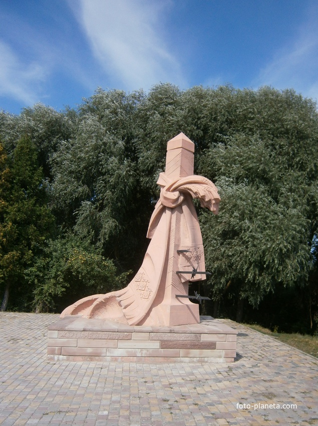 Пам&#039;ятний знак жертвам голодомору на межі Тернопільської і Хмельницької областей.