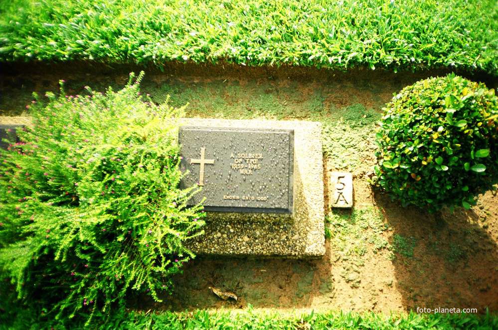 Кладбище союзников близ Янгона.
