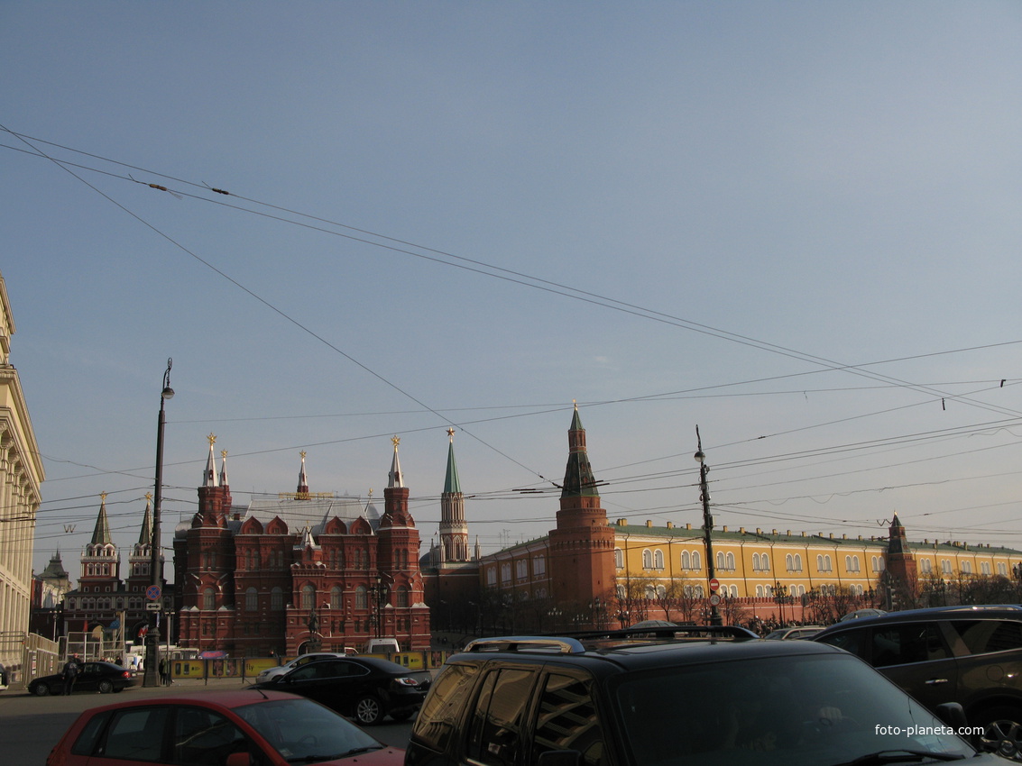 Вид на Исторический музей со стороны Манежной Площади