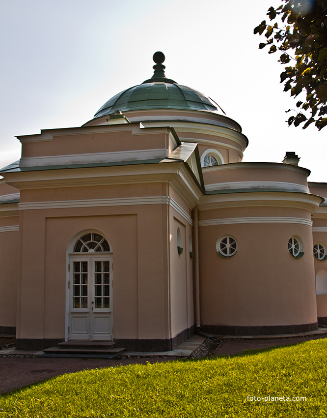 Екатерининский парк. Павильон &quot;Нижняя ванна&quot;.