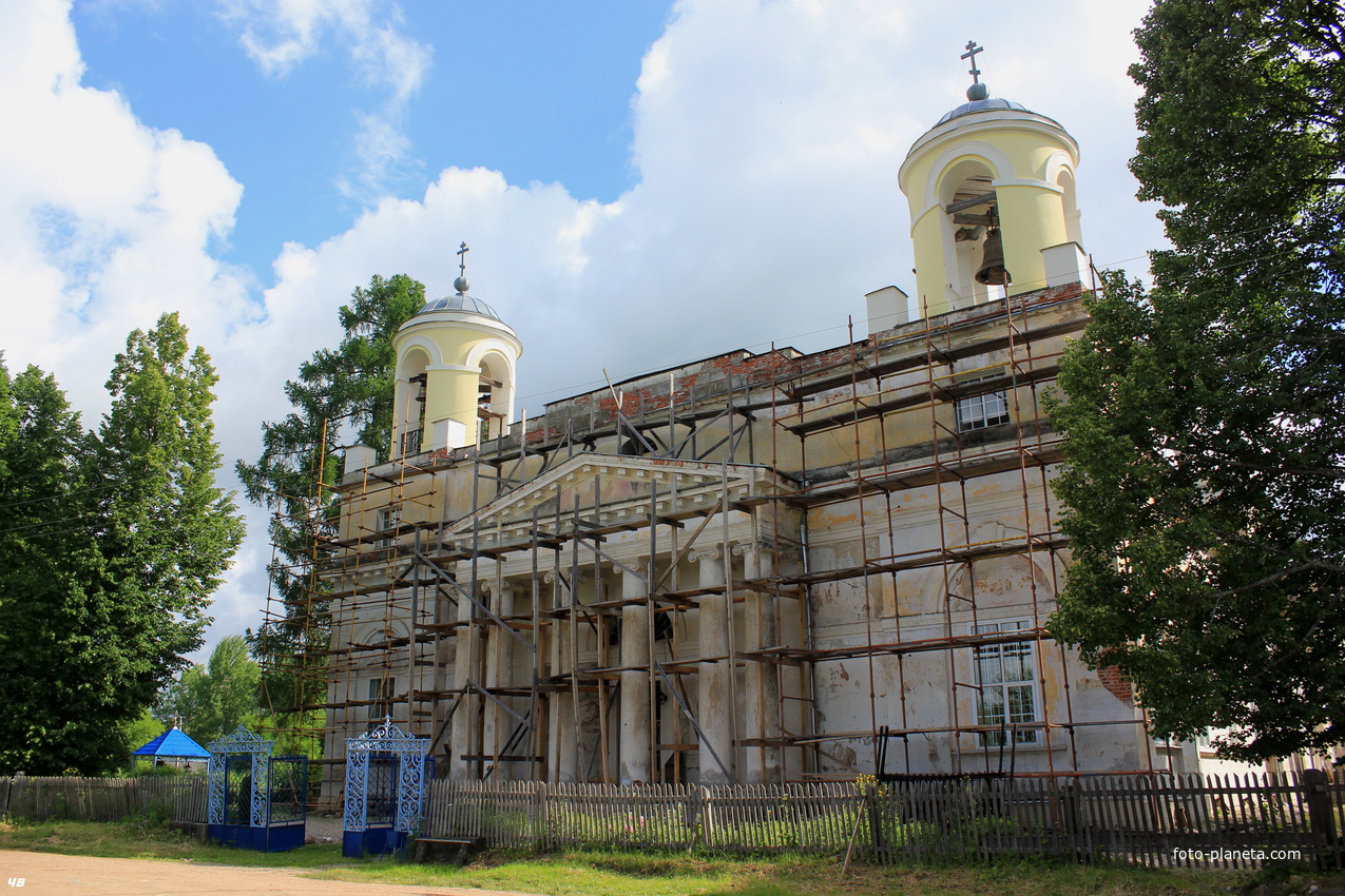 Спасо-Георгиевская церковь  ( Млево)