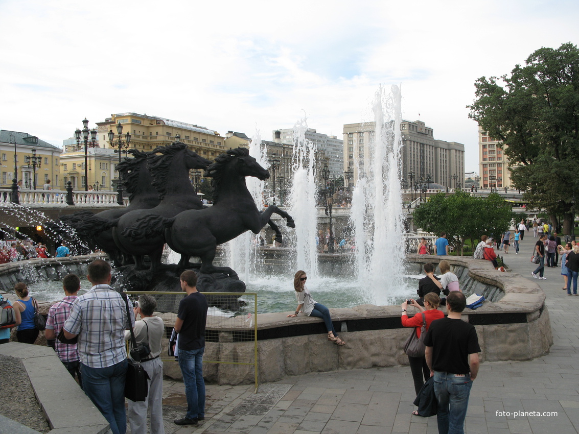 Манежная Площадь