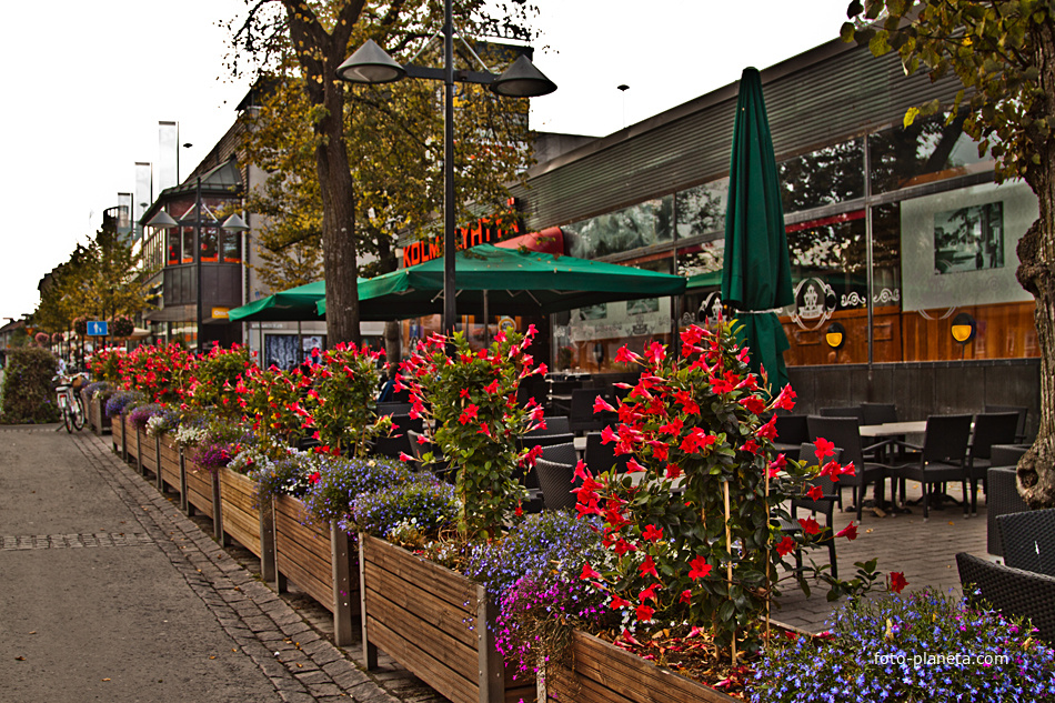 На улице Кауппакату