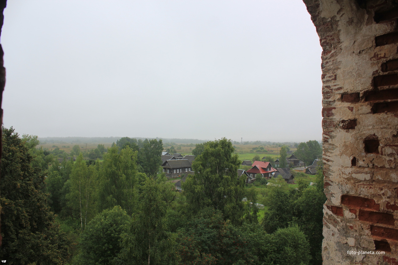 Вид с колокольни в Котловане.
