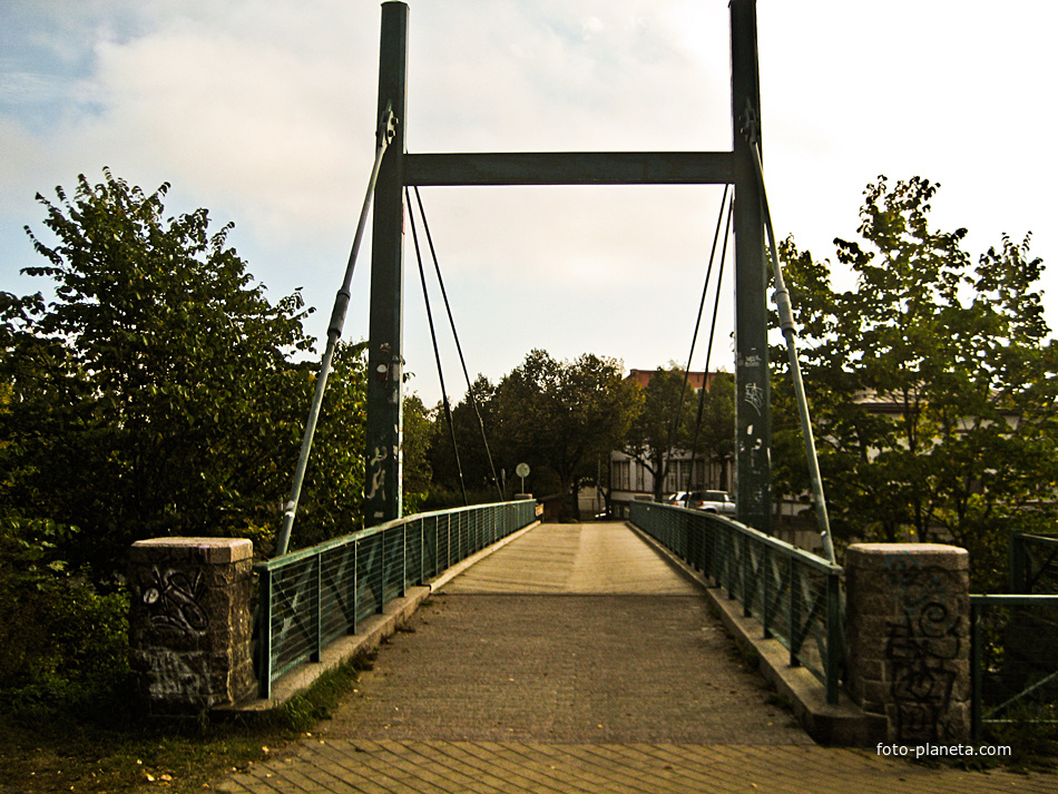 Пешеходный мост