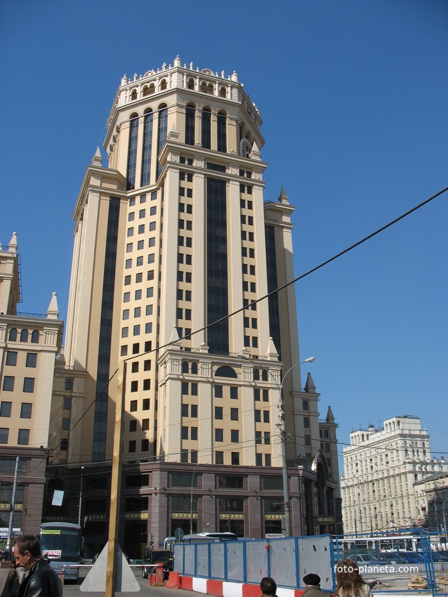 Здание на Павелецкой площади